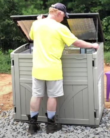 portable DIY generator shed